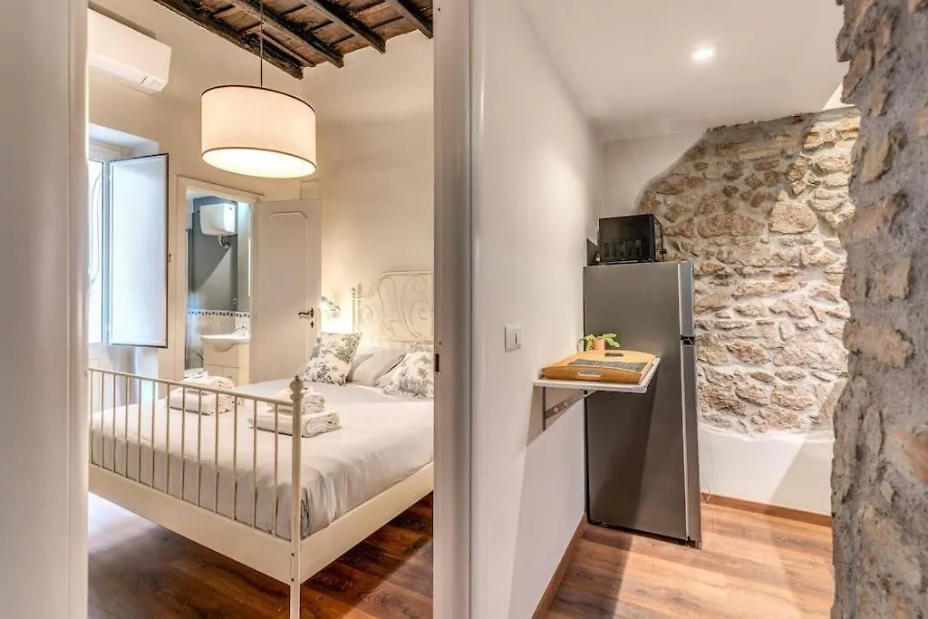 Vicolo Leopardo Suite Trastevere Rome